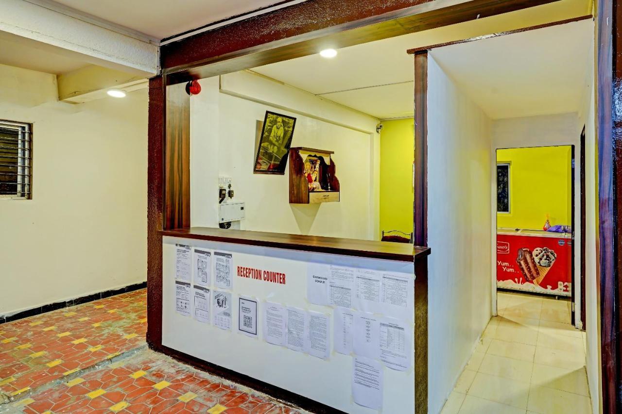 Amba Executive An Apartment Hotel Mundhva Exterior photo